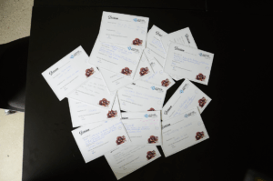 Viele Zettel mit Sessions vom SchreibBarCamp by tolino media 2025
